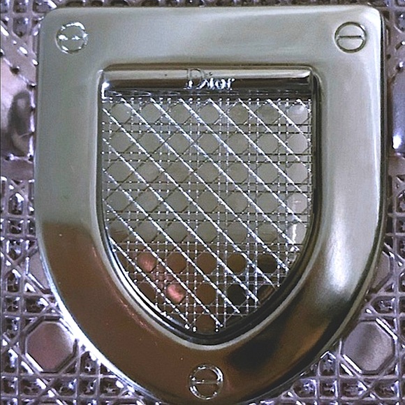 DIOR/Diorama NWOB CROSSBODY ROSE GOLD METALLIC - Picture 9 of 9